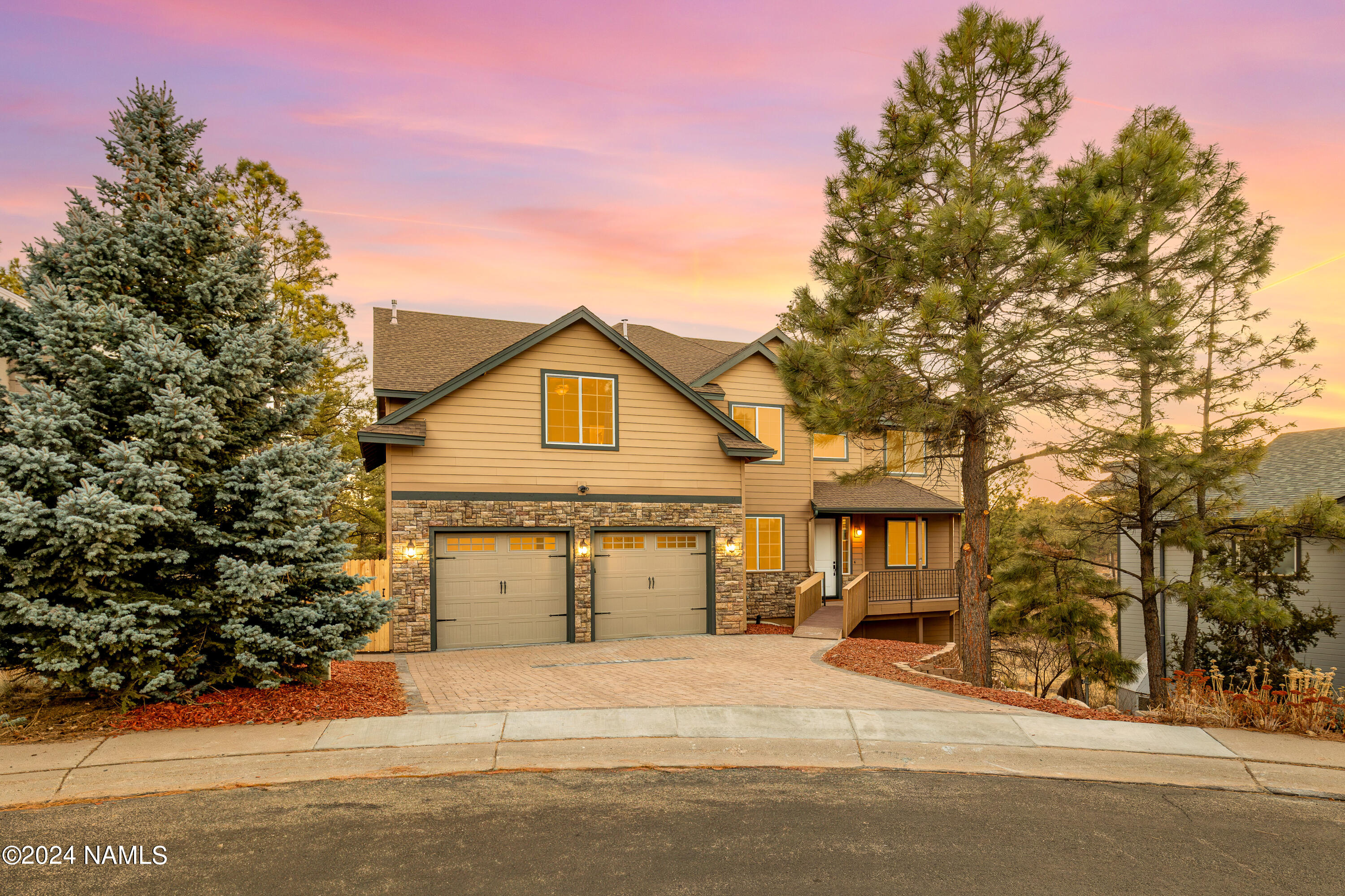 Sinagua Heights Dr, Flagstaff, AZ 86004