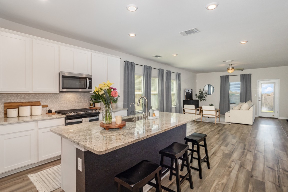 Wild Spur Ln, Liberty Hill, TX 78642