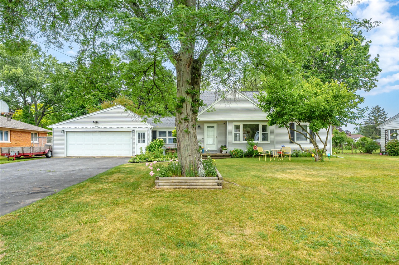 Lorac St, Portage, MI 49002