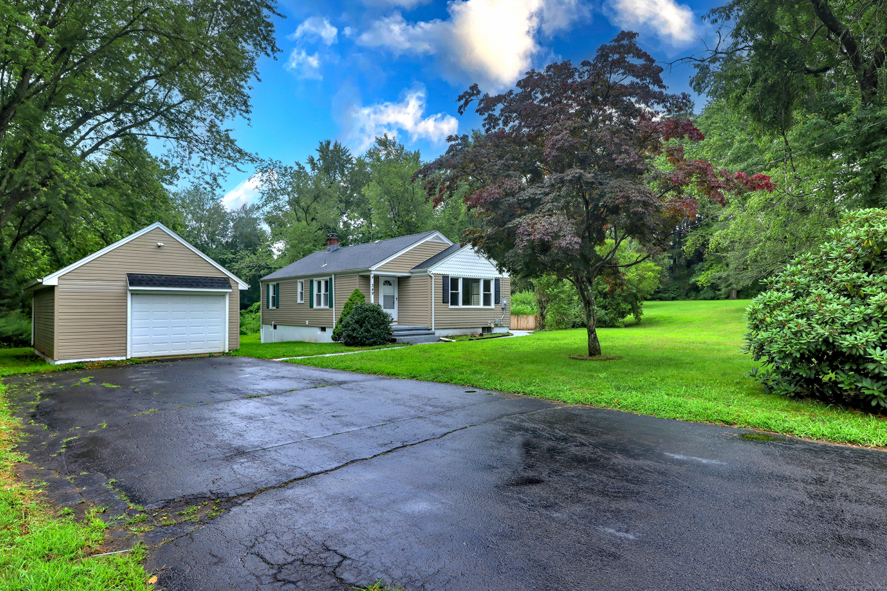 Twin Lakes Rd, North Branford, CT 06471