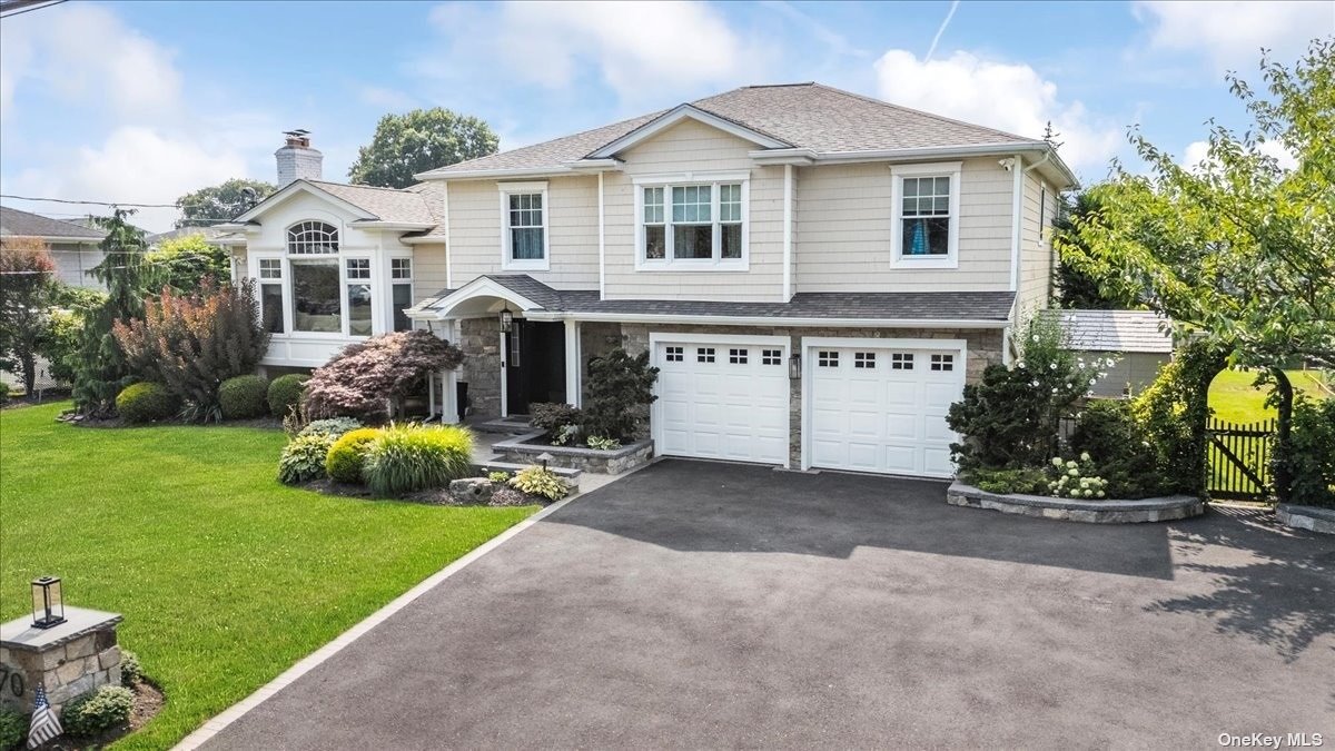Gloucester Rd, Massapequa, NY 11758