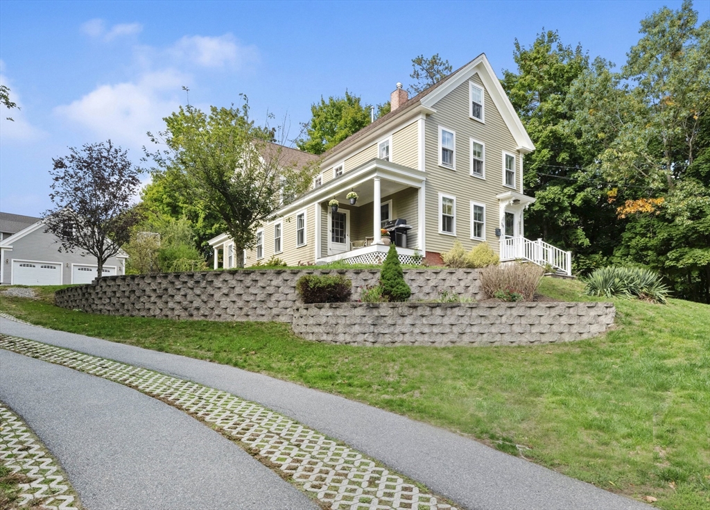 Atkinson St, Newburyport, MA 01950