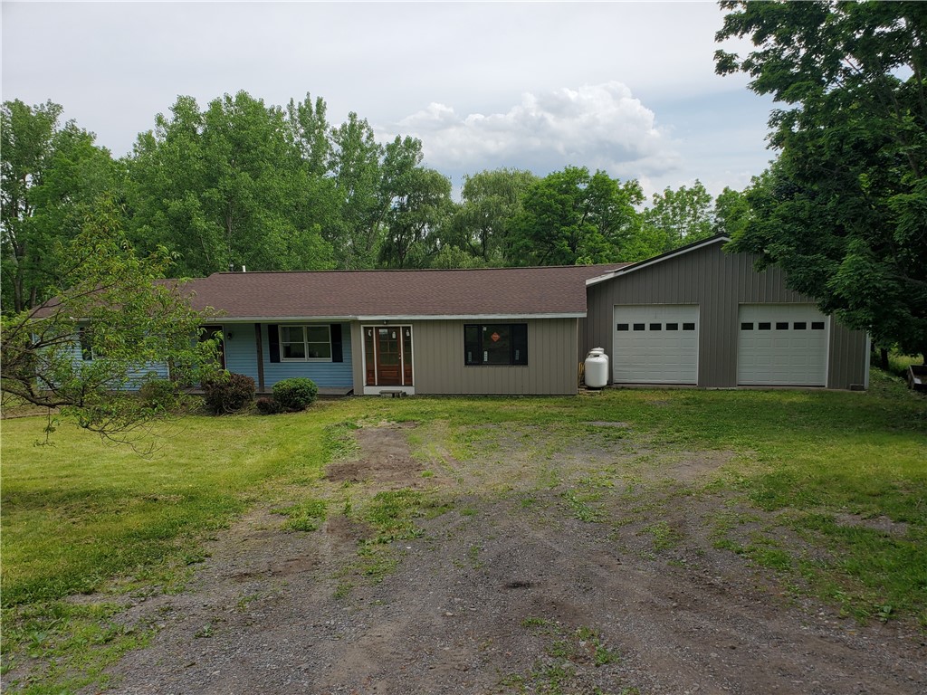 Creek Rd, Palmyra, NY 14522