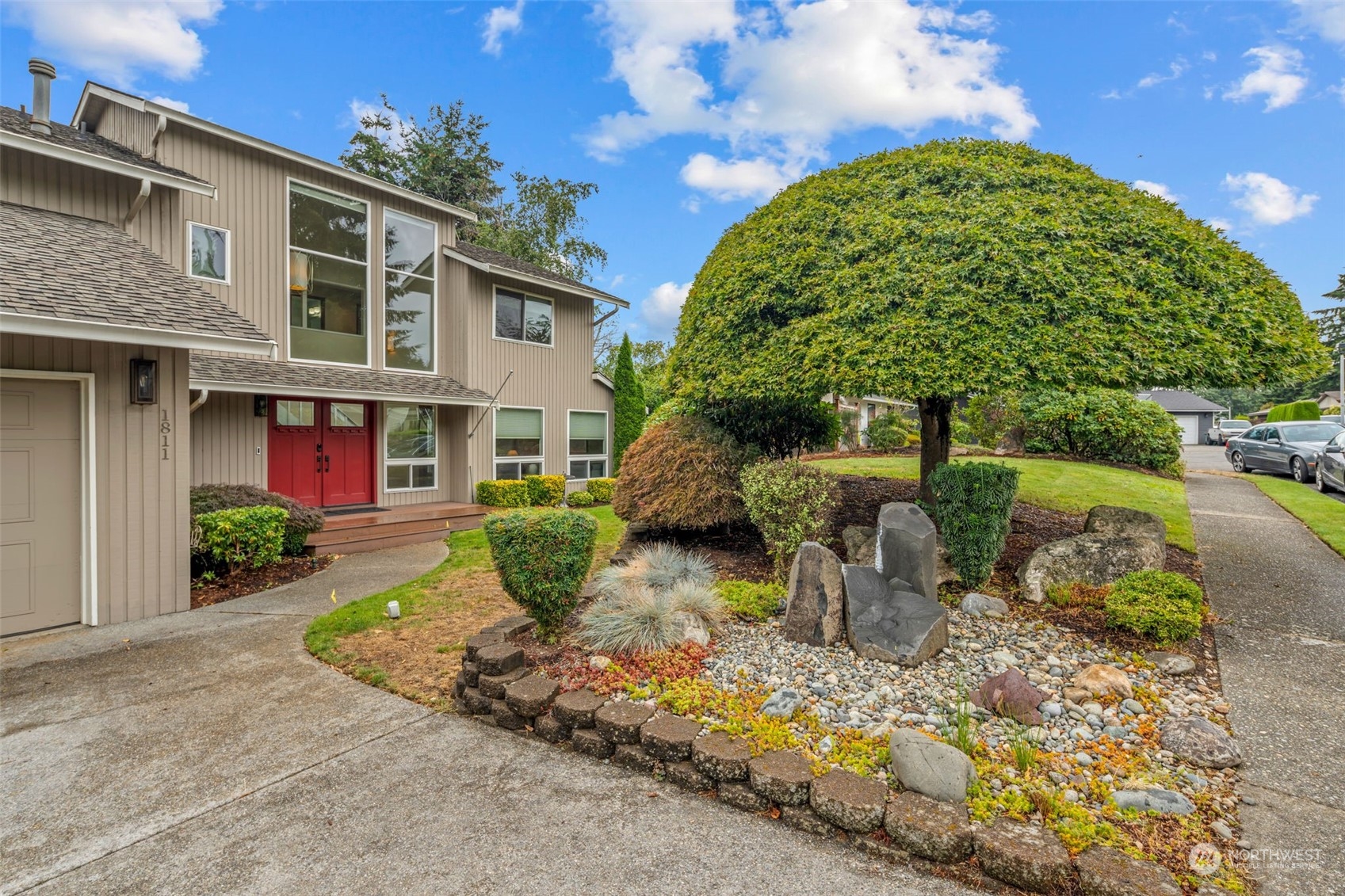 Lincoln Cir, Renton, WA 98055