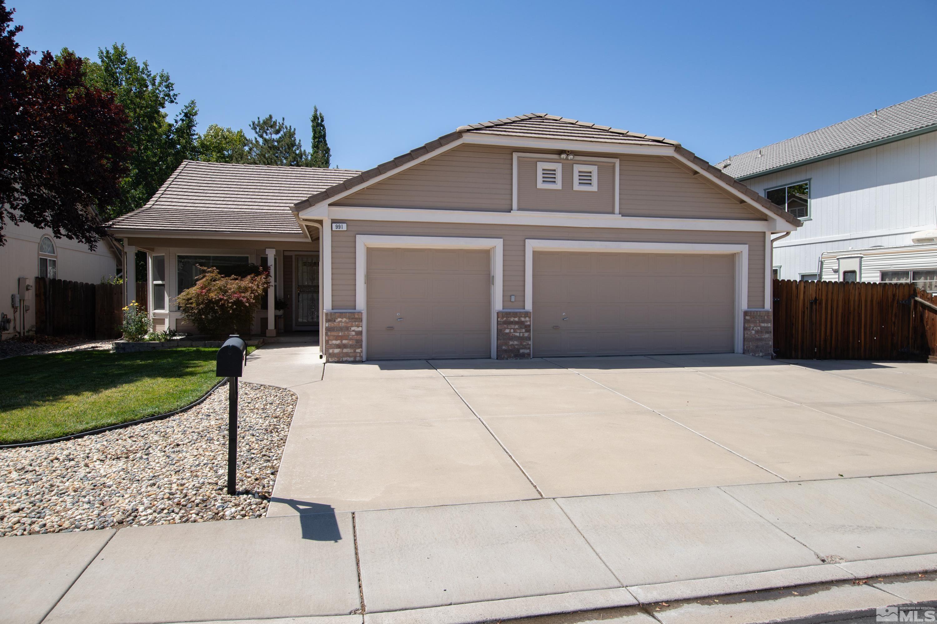 Country Ridge Dr, Sparks, NV 89434