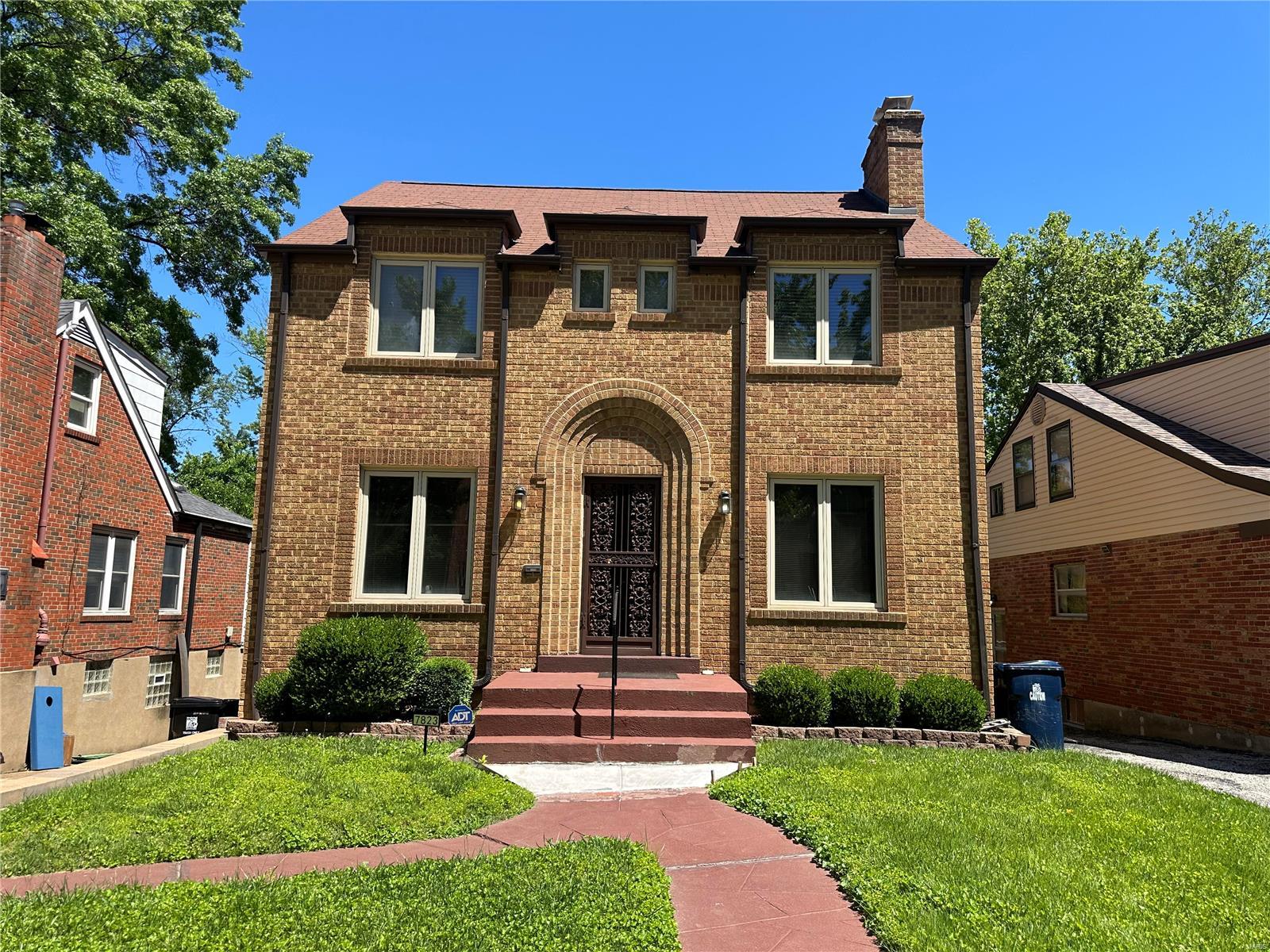 Stanford Ave, Saint Louis, MO 63130