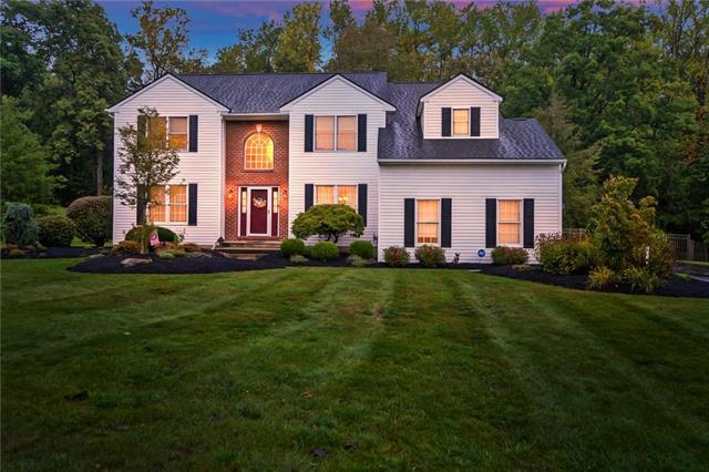 Meadowview Ter, Zionsville, PA 18092