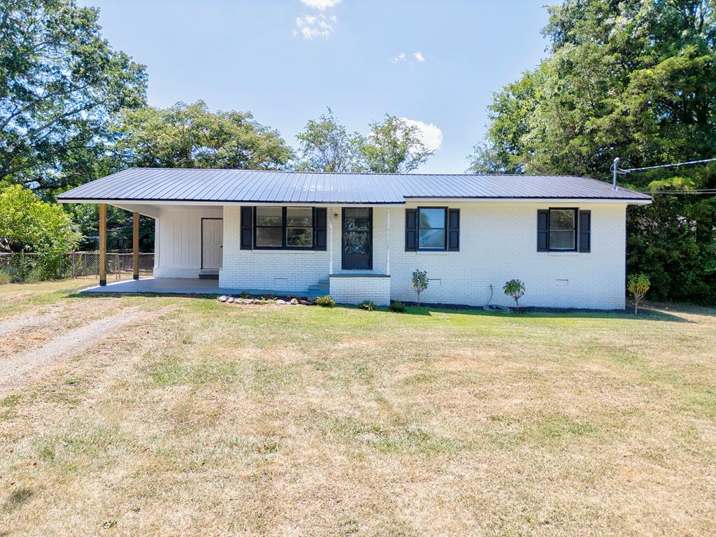 Torino Dr, Chatsworth, GA 30705