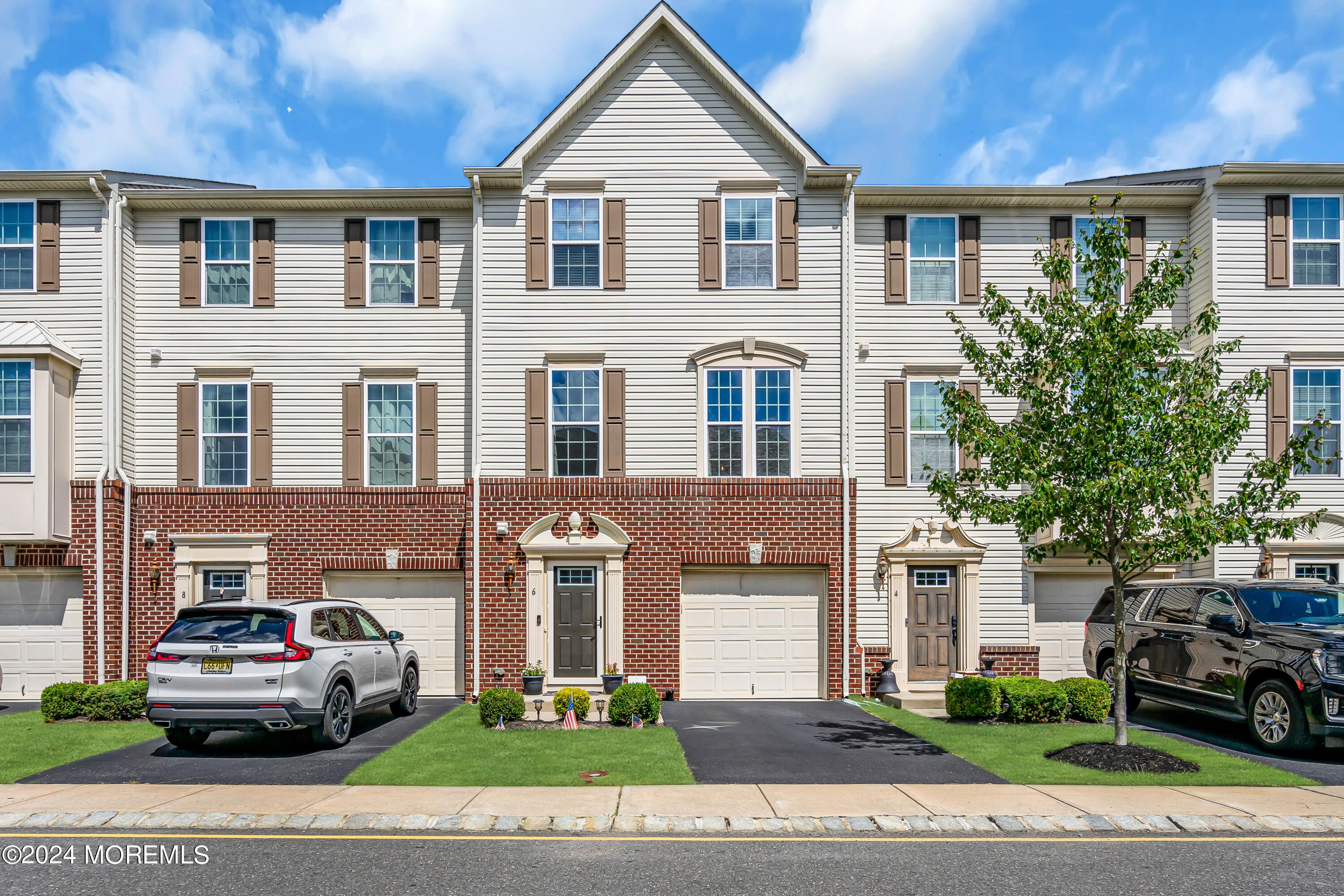 Jake Dr, Tinton Falls, NJ 07712