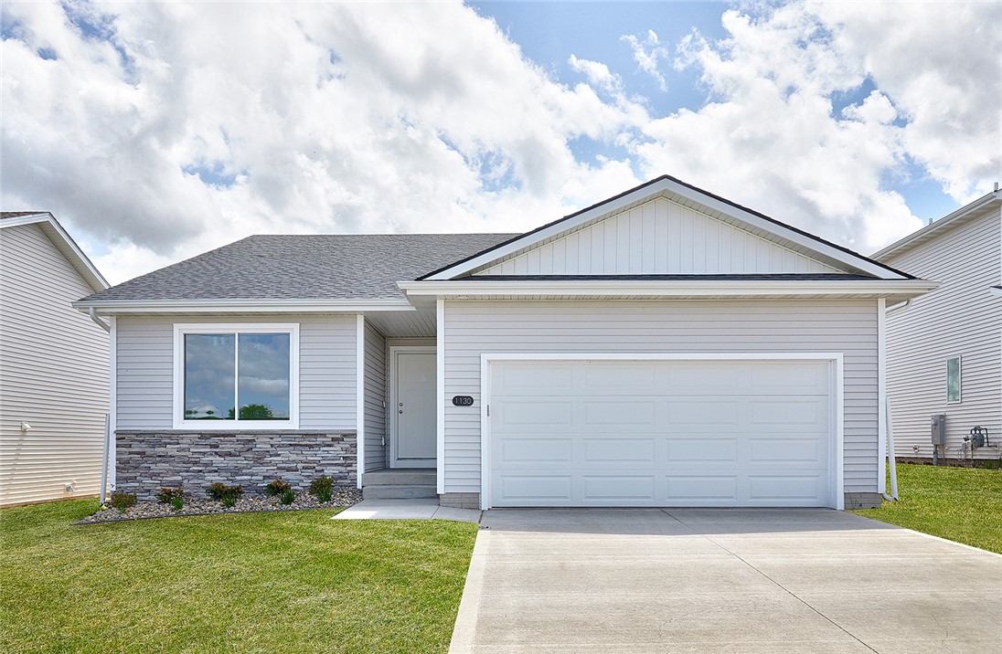 Petersen Dr, Waukee, IA 50263