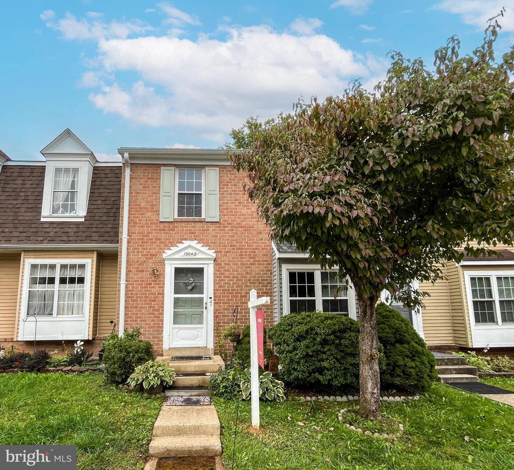 Cherry Bend Dr, Germantown, MD 20874