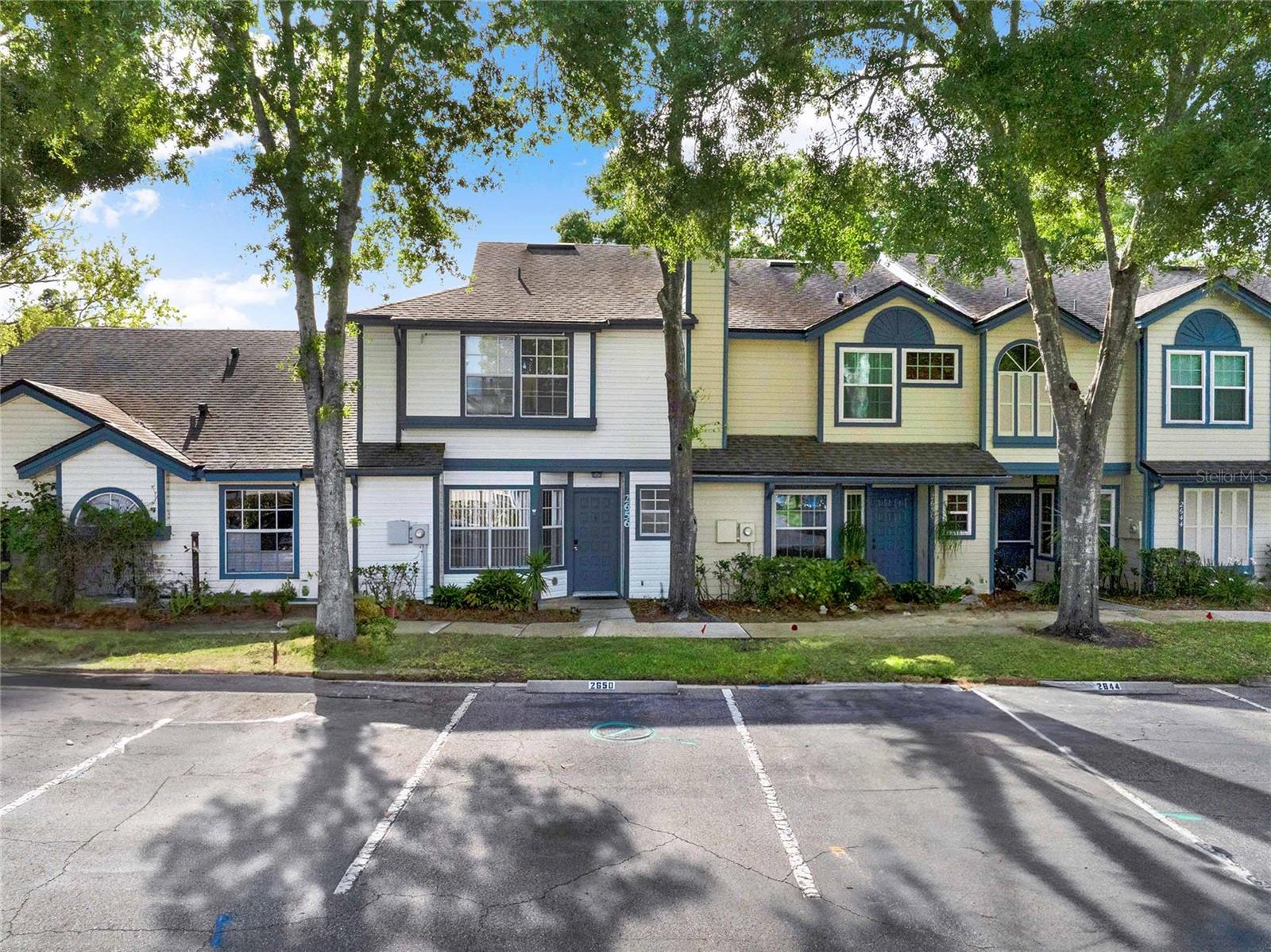 Lancaster Ct, Apopka, FL 32703