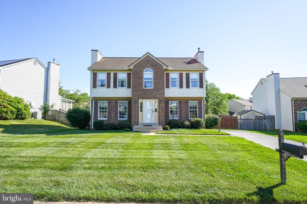 Oust Ln, Woodbridge, VA 22193