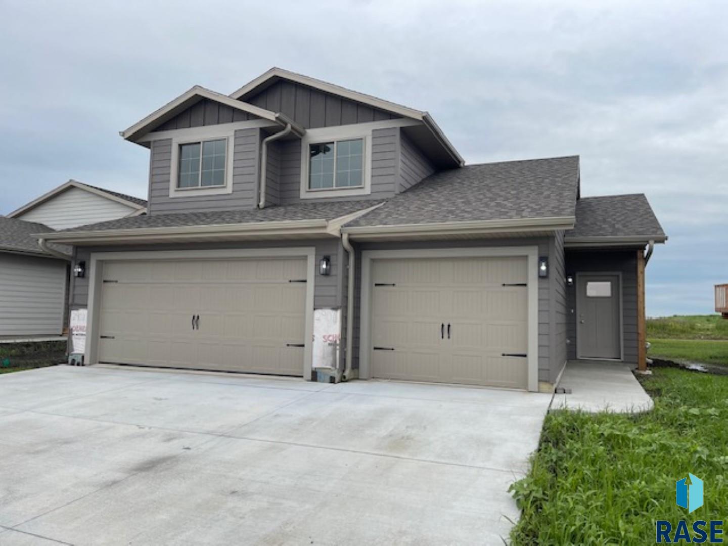 River Woods Dr, Naperville, IL 60565
