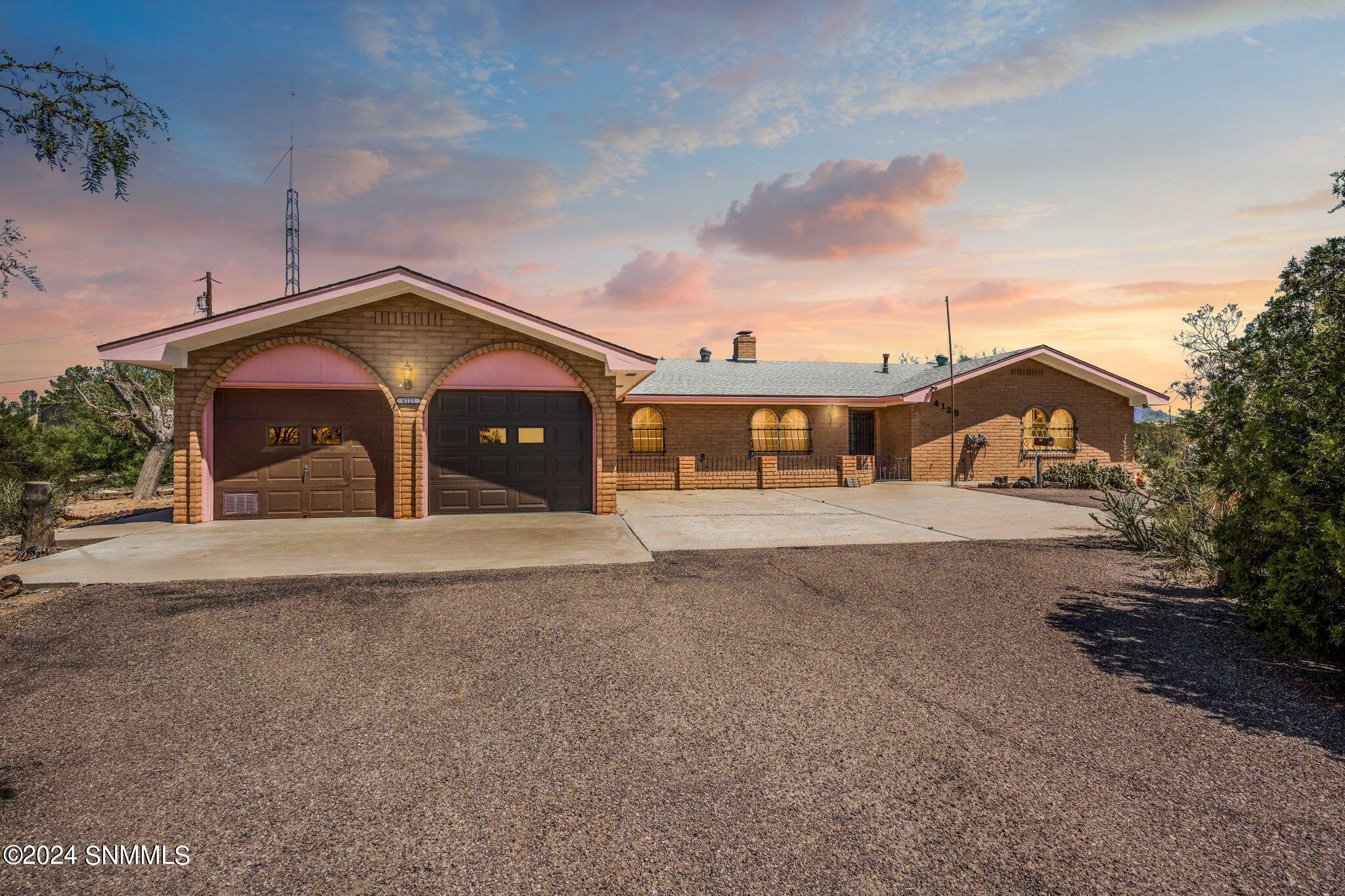 Senna Dr, Las Cruces, NM 88011