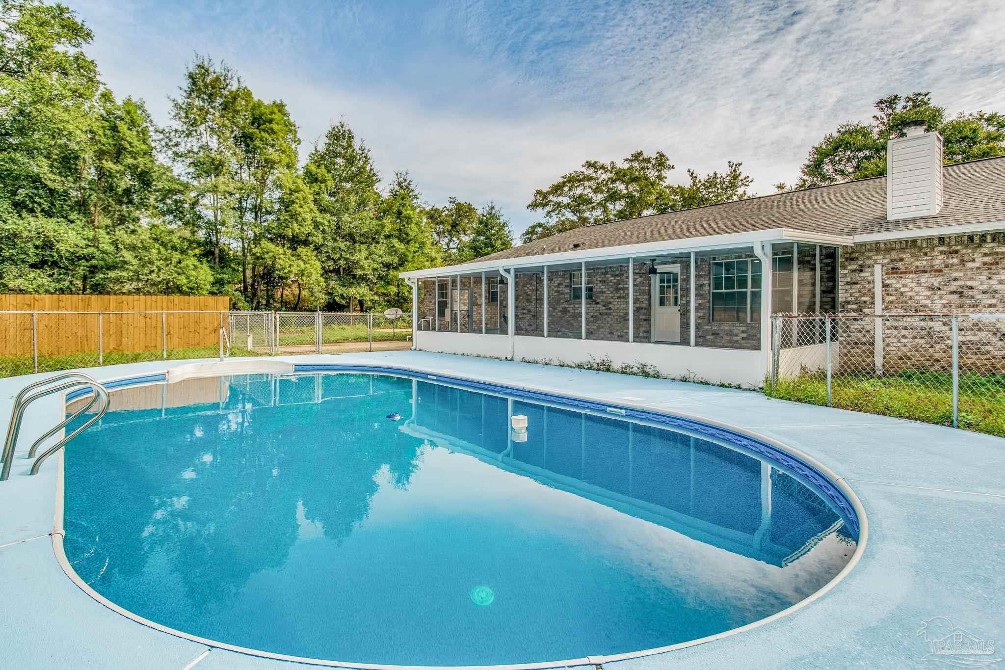 Wymart Rd, Pensacola, FL 32526