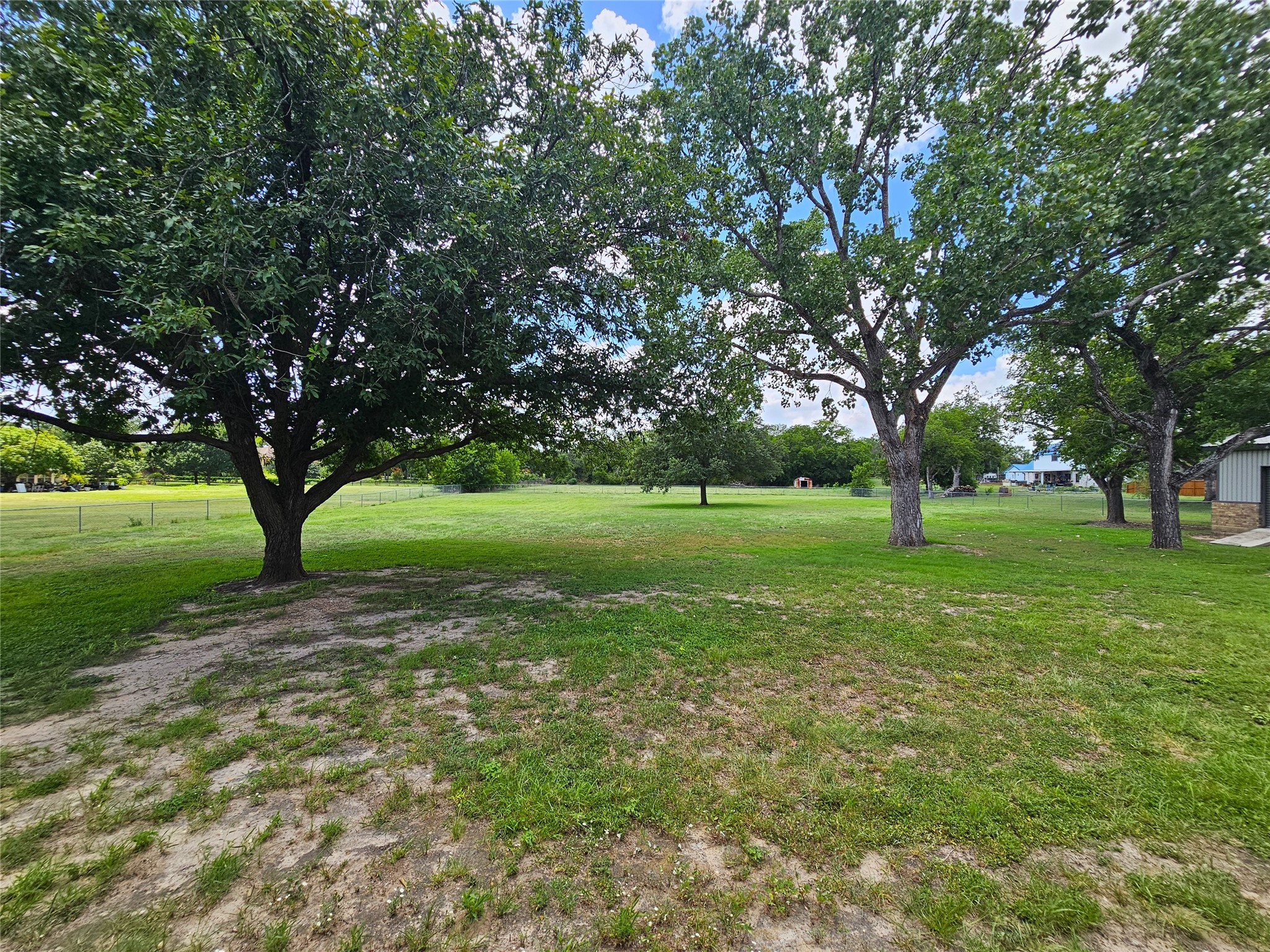 Windwood Cir, Seguin, TX 78155