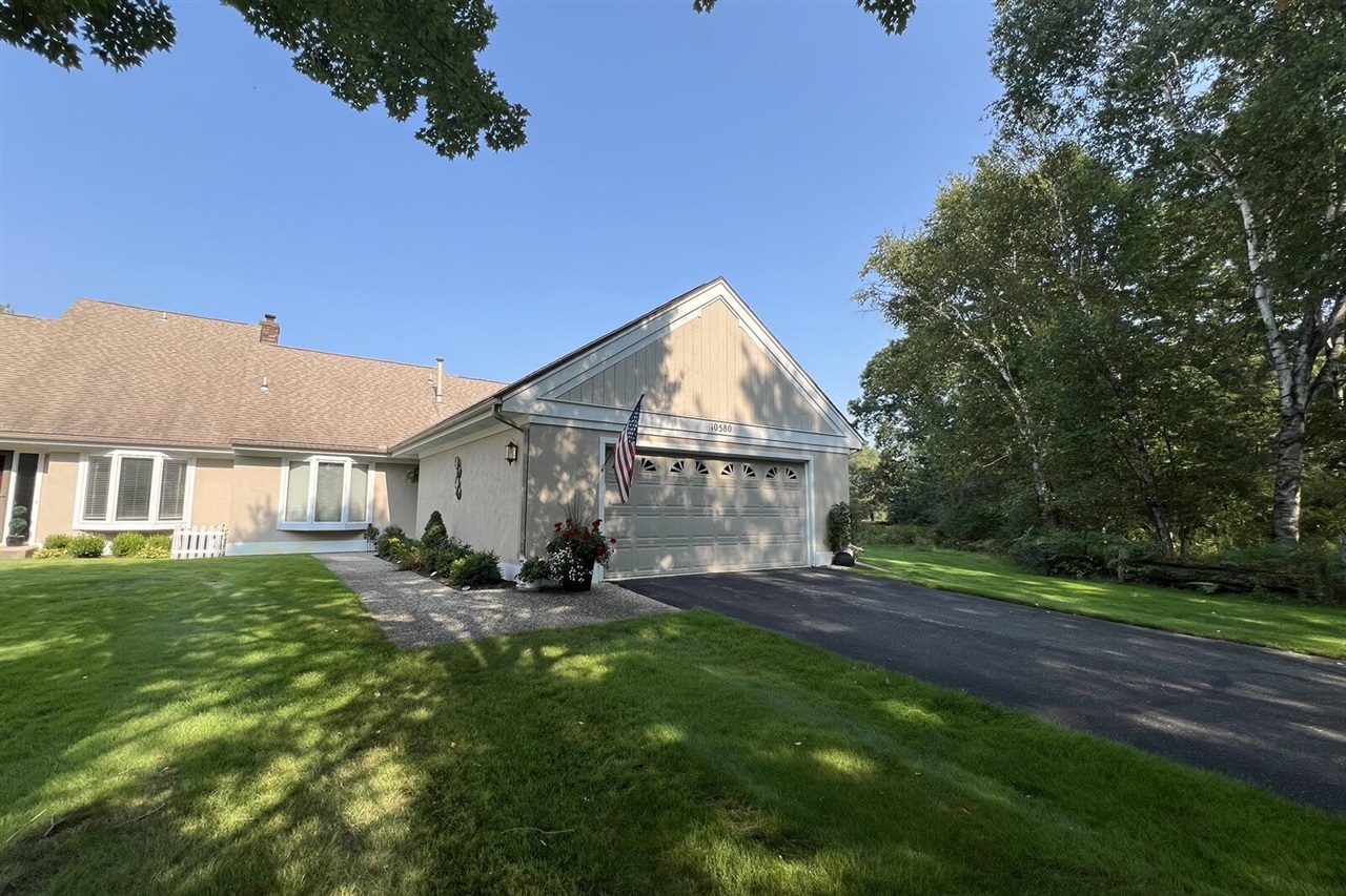 Trapper Ln, Stanwood, MI 49346