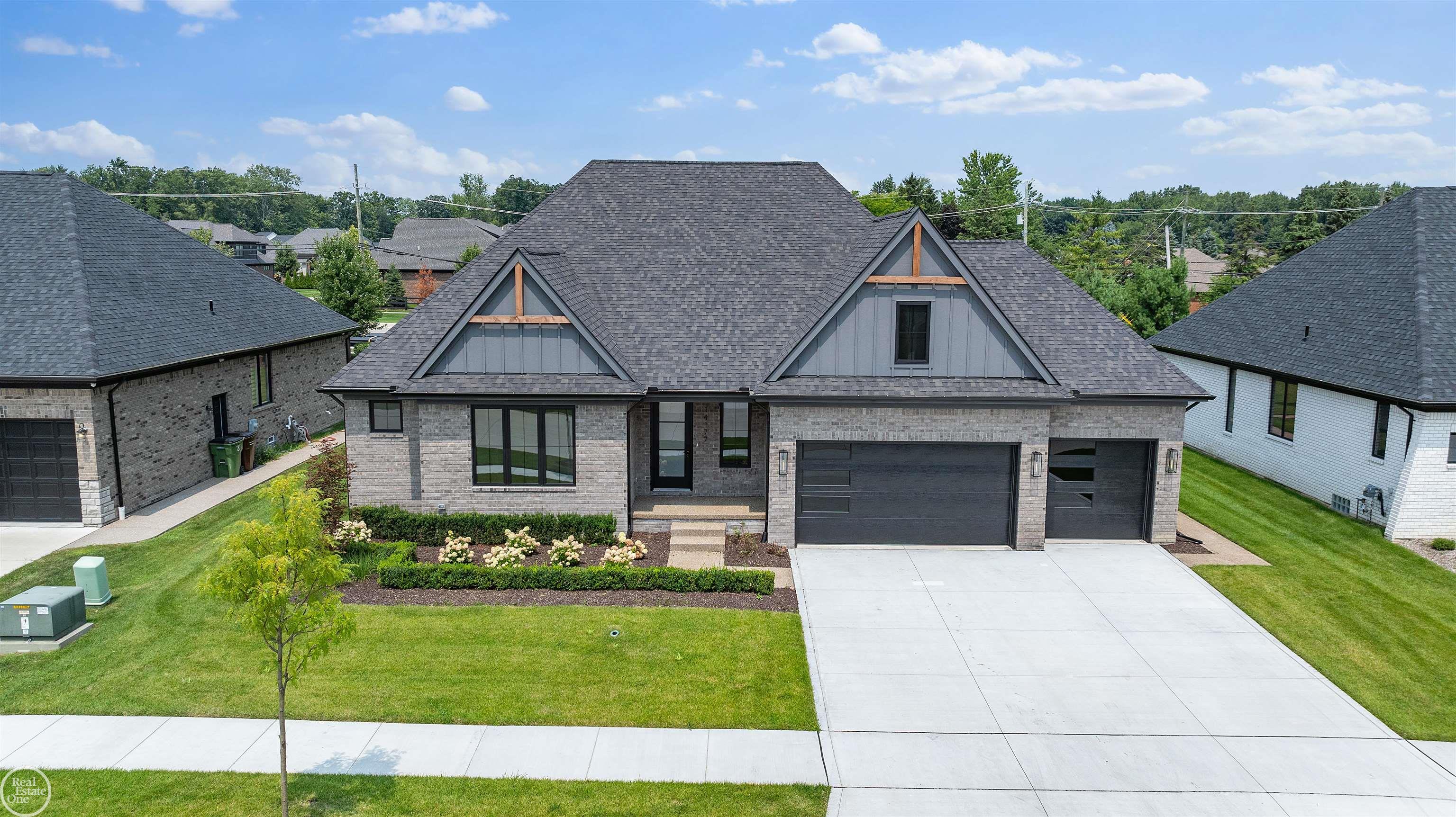 Jode Park Ct, Utica, MI 48315