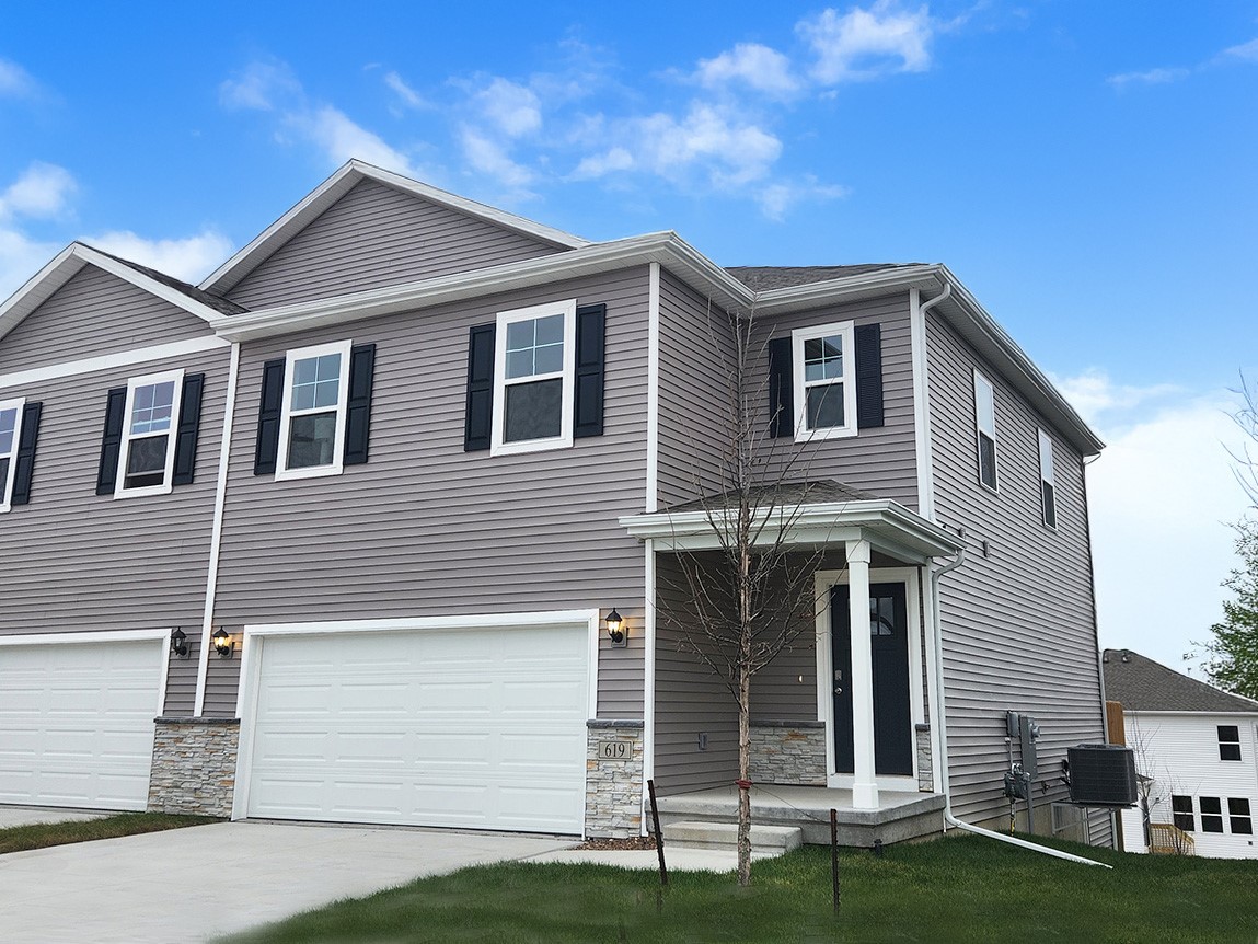 172nd St, Urbandale, IA 50323