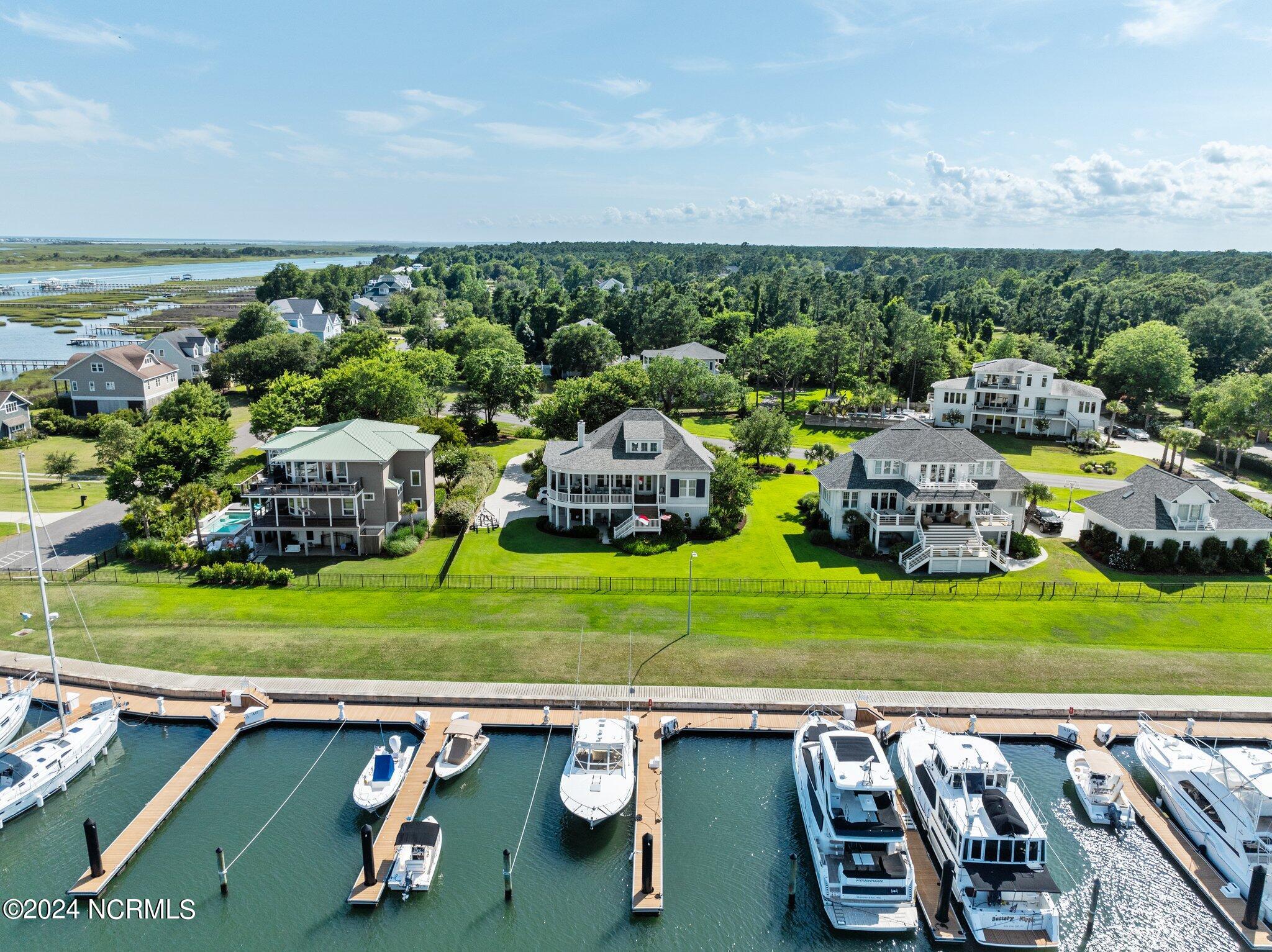 Lakeview Dr, Hampstead, NC 28443