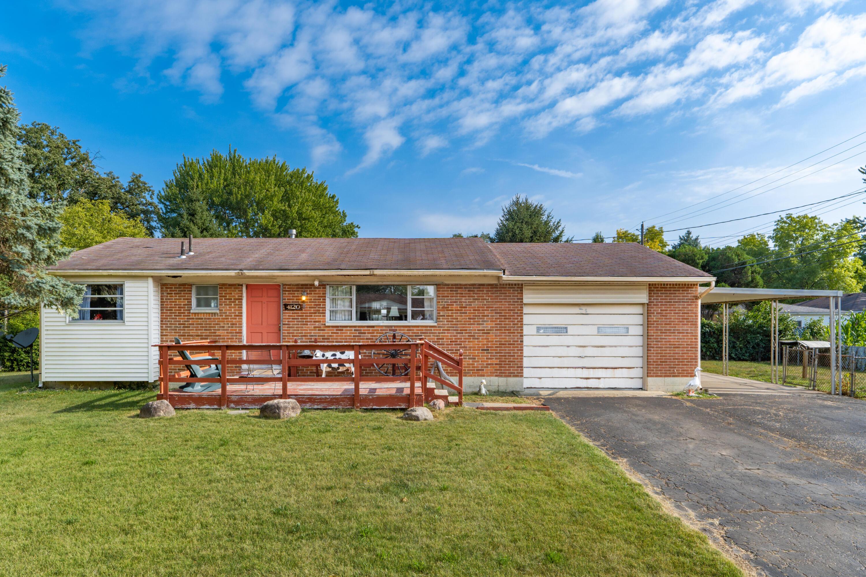 Astor Ave, Columbus, OH 43227