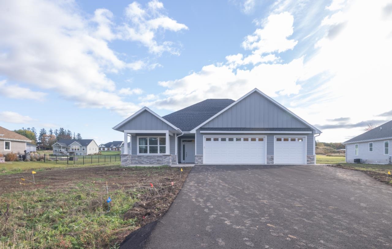 Lavender Ln, Wausau, WI 54401