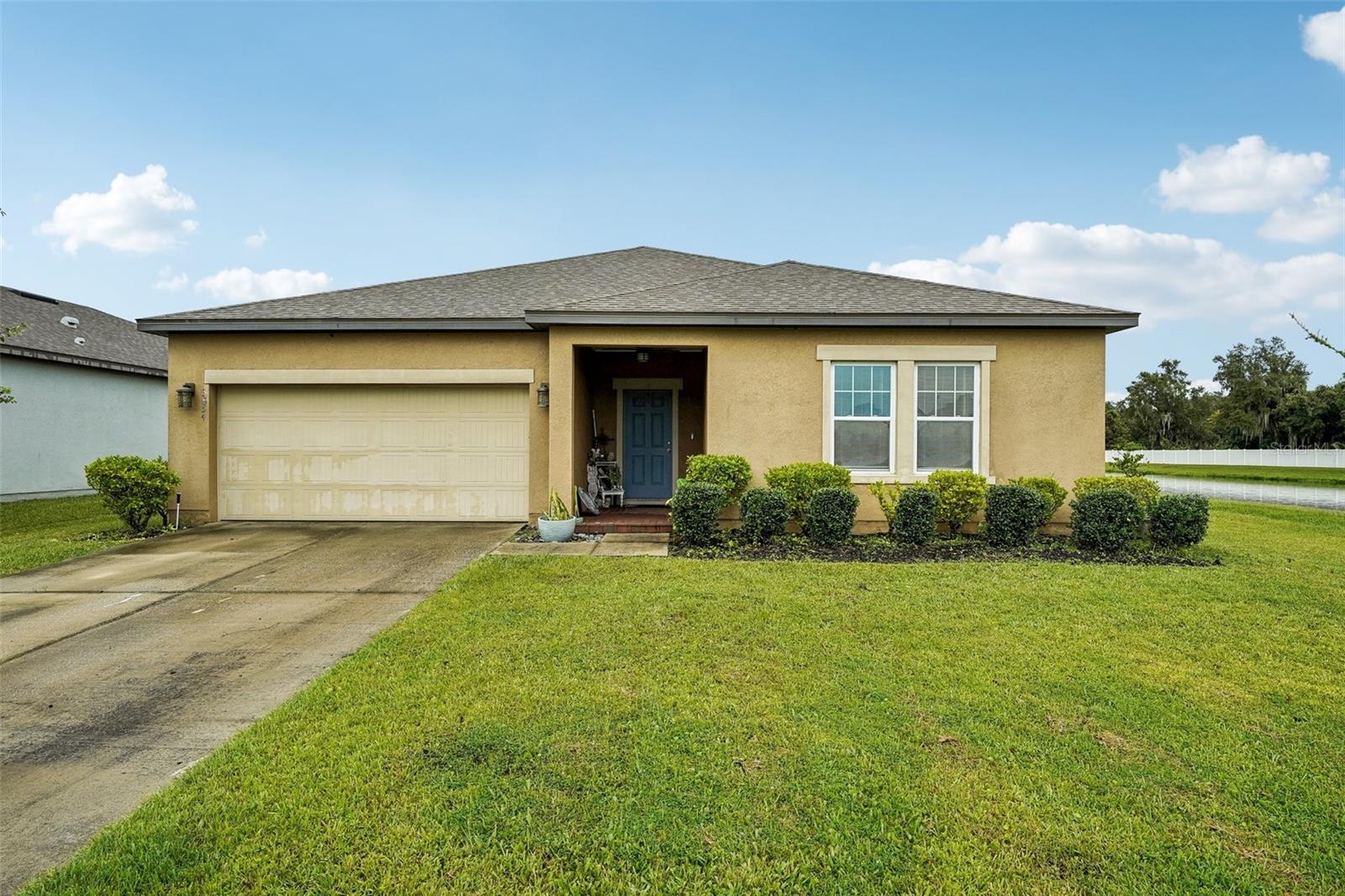 Loon Ln, Sanford, FL 32773