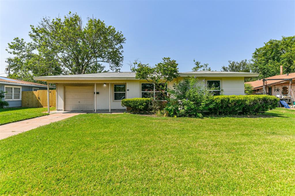 24th Ave, Texas City, TX 77590