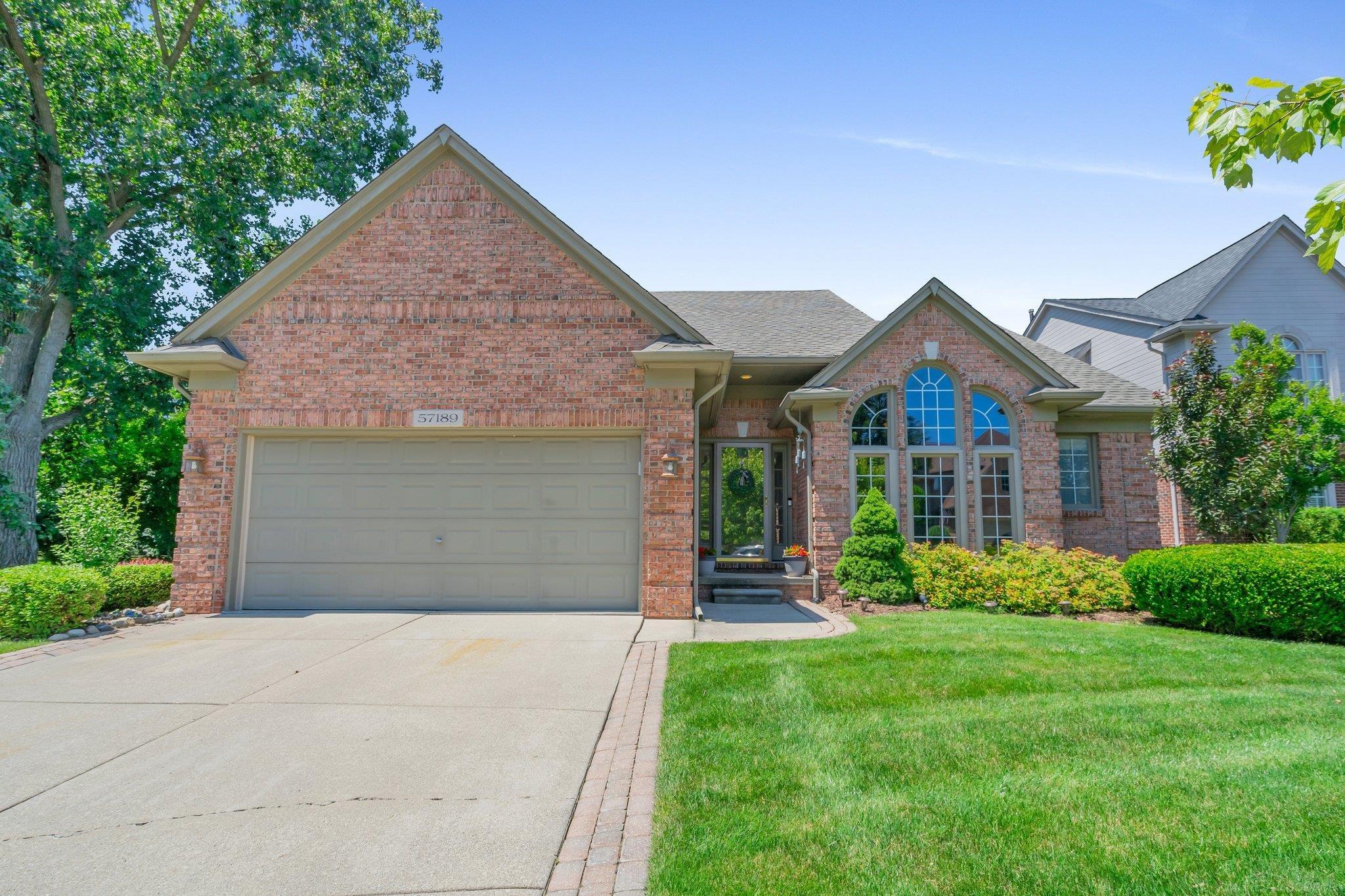 Breckenridge Dr, Washington, MI 48094