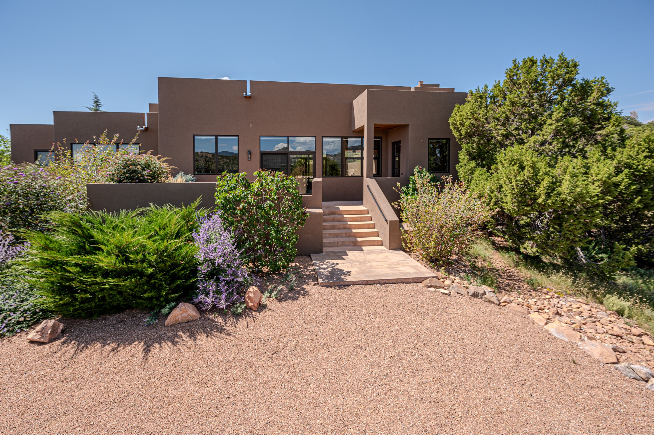 Camino Costadino , Santa Fe, NM 87508