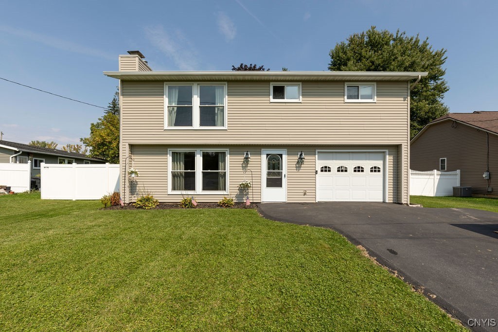 Marina Dr, Bridgeport, NY 13030