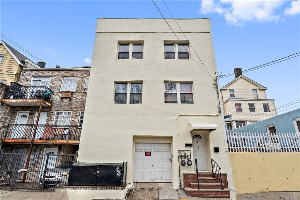Cruger Ave, Bronx, NY 10462