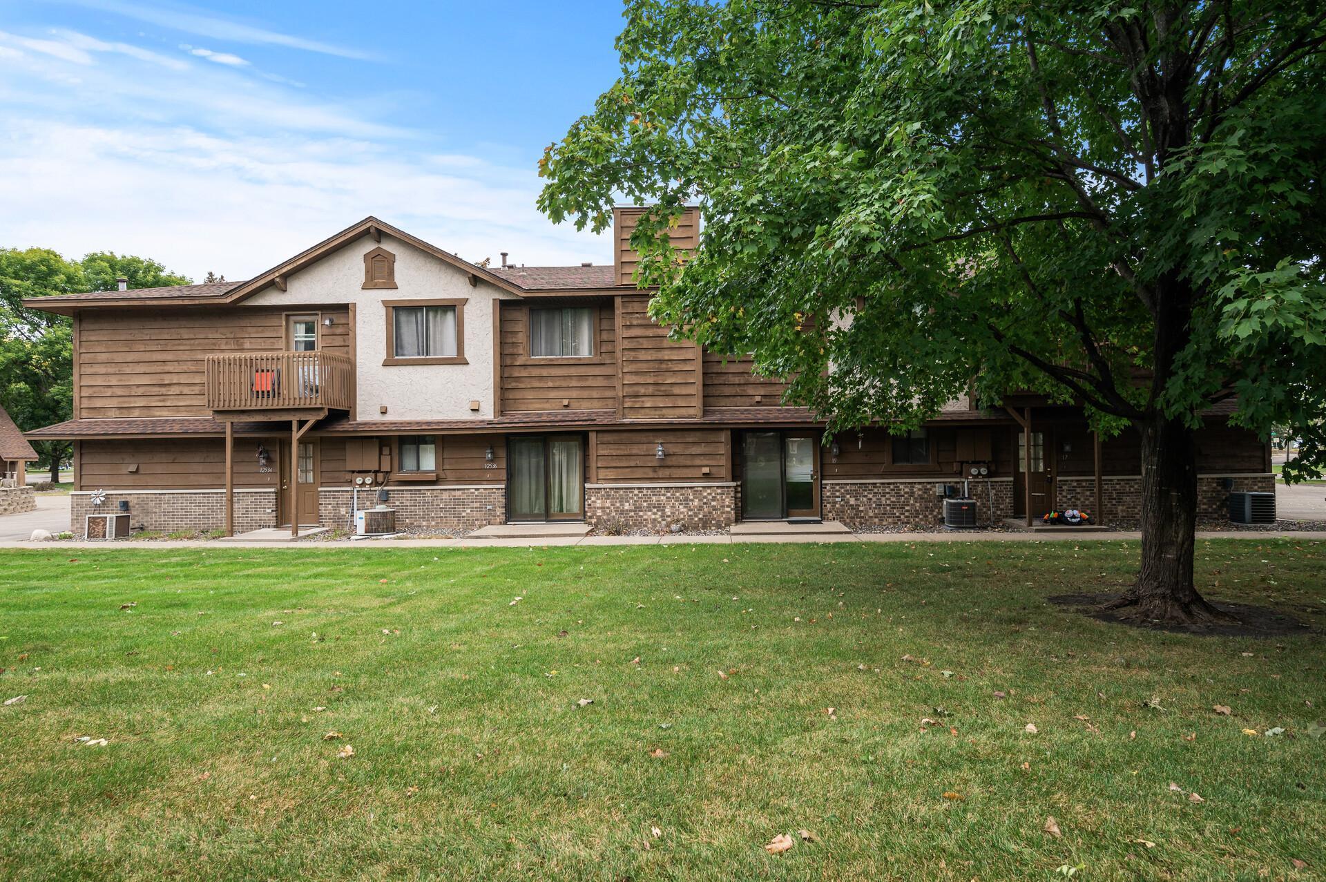 125th Ln, Minneapolis, MN 55448