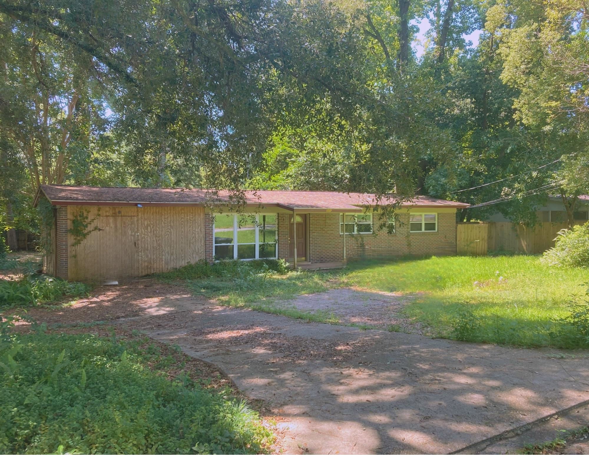 Canterbury St, Tallahassee, FL 32308
