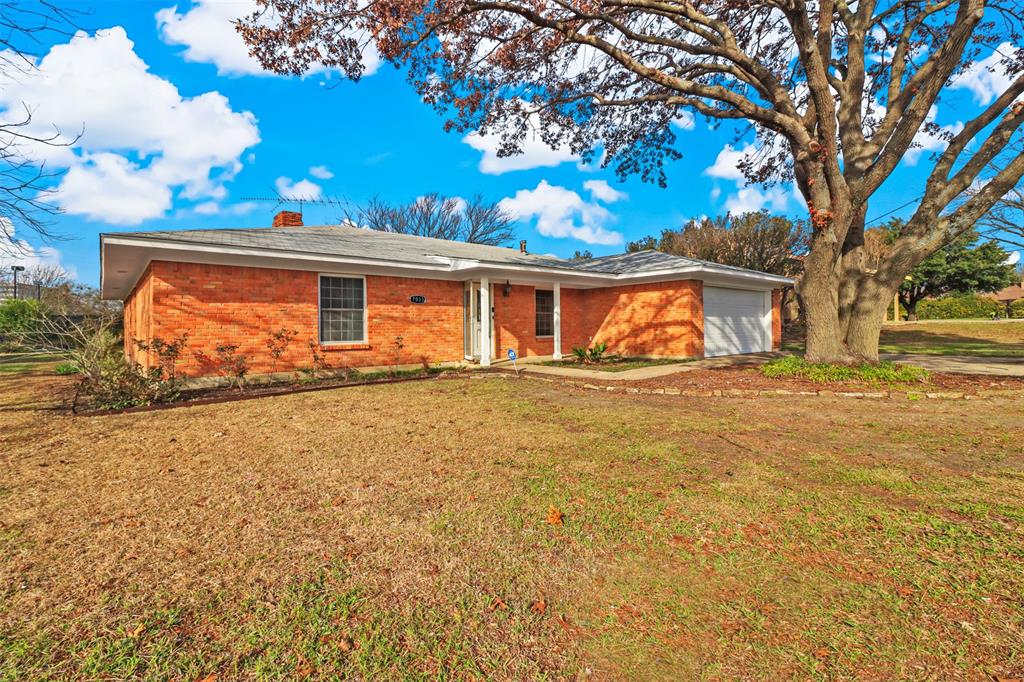 Creek Bend Rd, Dallas, TX 75252