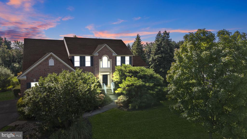 Hickory Way, Robbinsville, NJ 08691