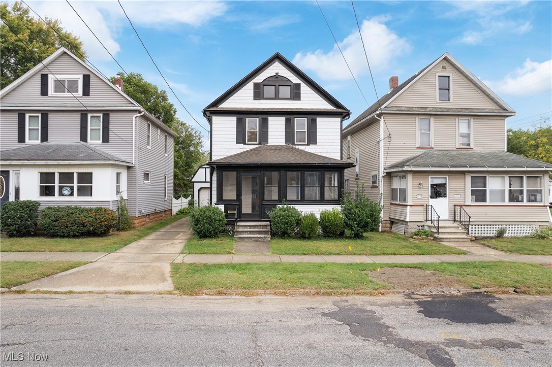 5th St, Barberton, OH 44203