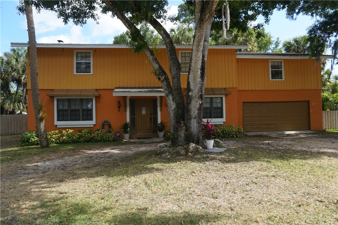 4th St, Vero Beach, FL 32968