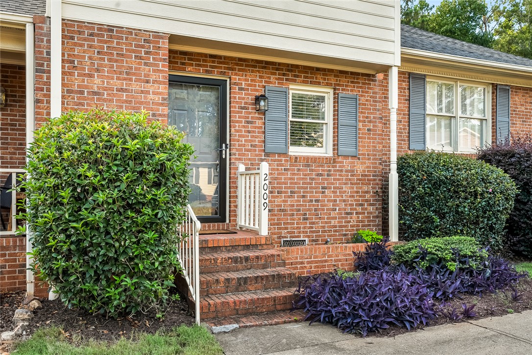 Cardinal Park Dr, Anderson, SC 29621
