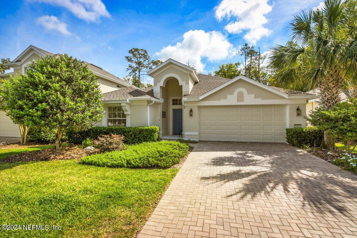 Waterglen Ln, Jacksonville, FL 32256