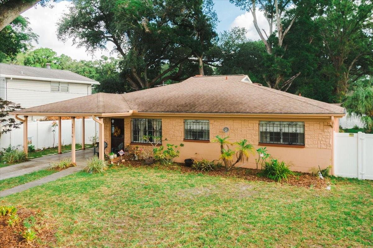 Paris St, Tampa, FL 33614