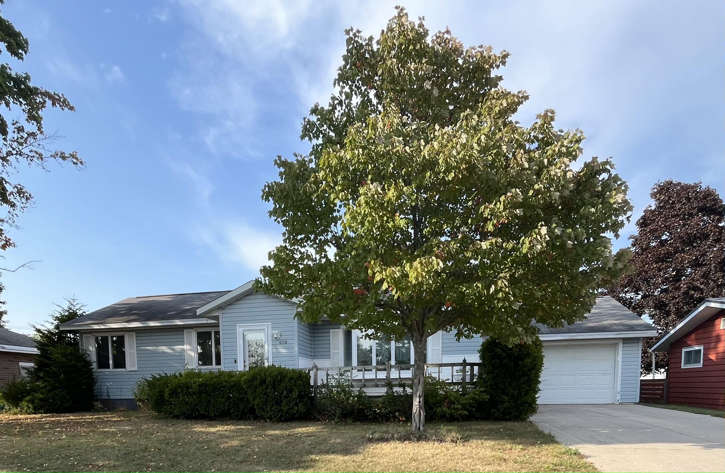 Avenue B , Newberry, MI 49868