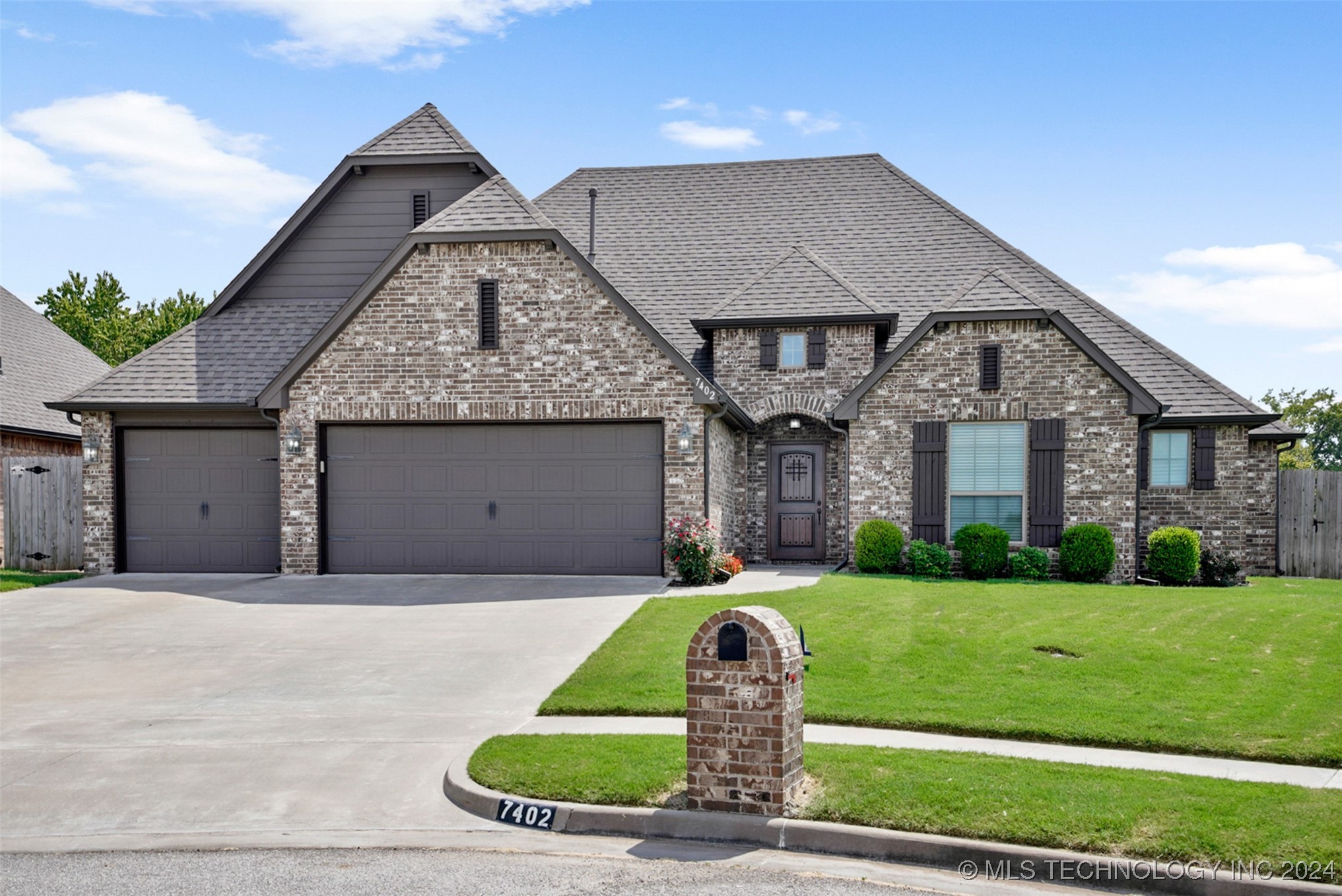 81st Pl, Owasso, OK 74055