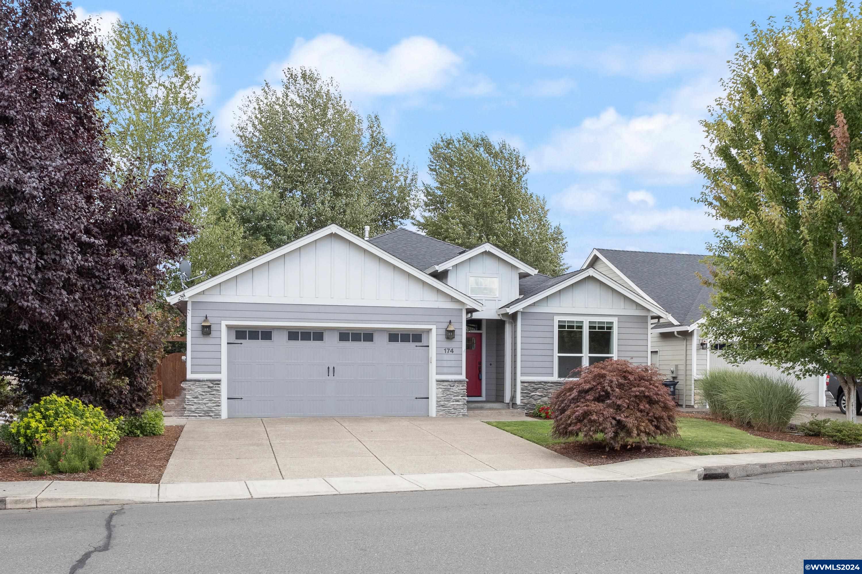 Wyatt St, Dallas, OR 97338