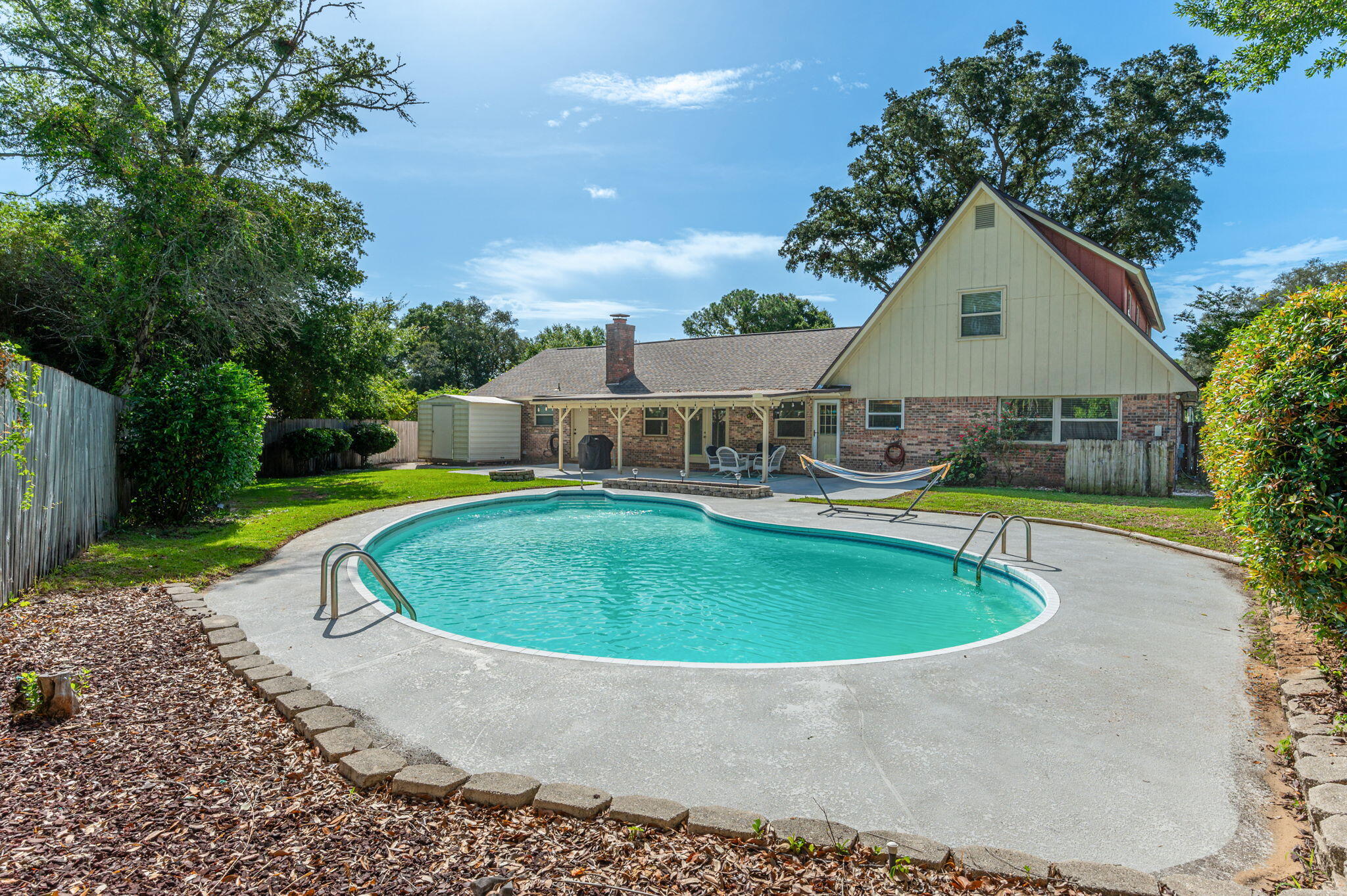 Ipswich Cir, Fort Walton Beach, FL 32547