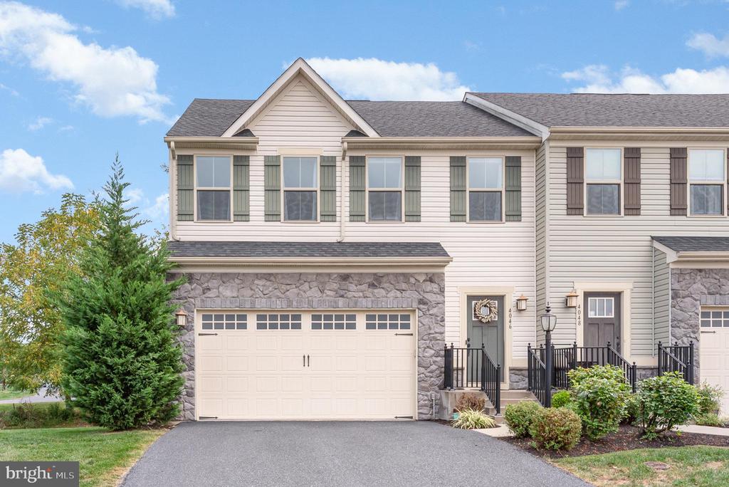 Silver Charm Ct, Harrisburg, PA 17112