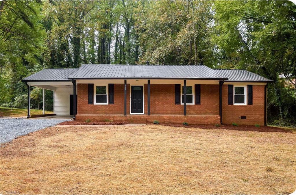 Hammond Rd, Lexington, NC 27295