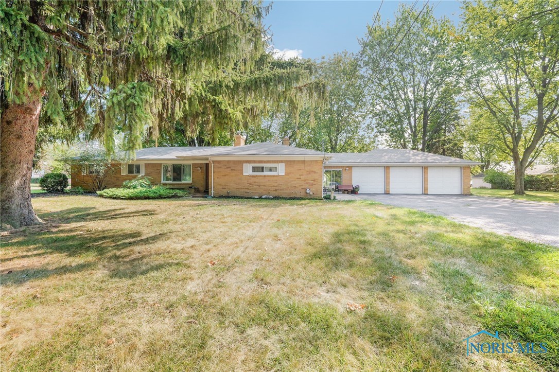 Fort Meigs Rd, Perrysburg, OH 43551