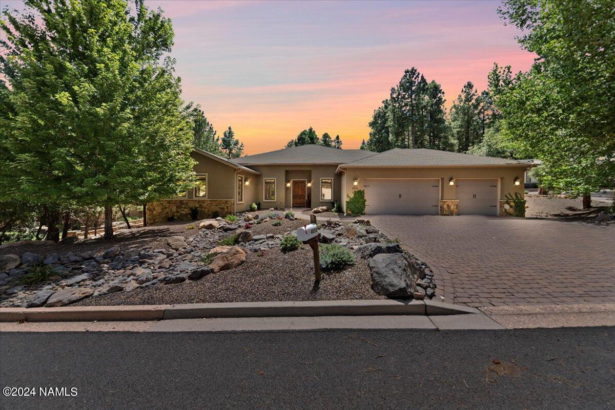 Country Club Dr, Flagstaff, AZ 86004